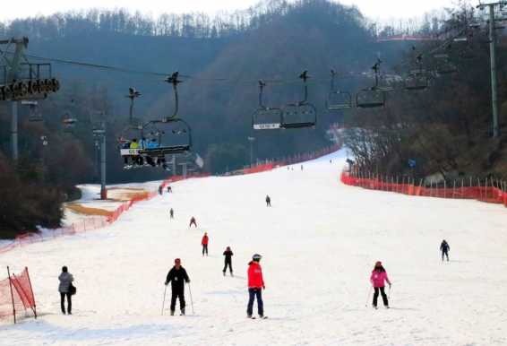 江原道洪川大明滑雪场2天1夜团